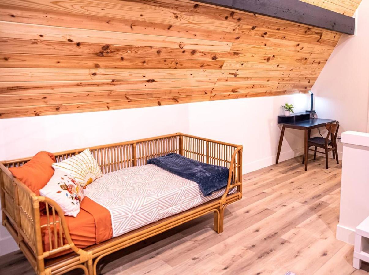 Gruene Daze Chalet - Stylish Aframe - Escape The Ordinary New Braunfels Bagian luar foto