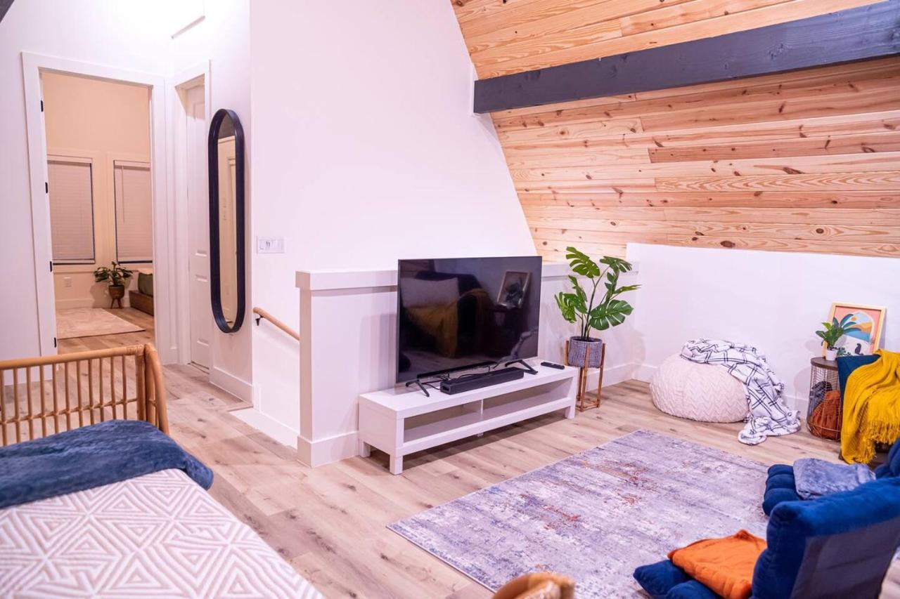 Gruene Daze Chalet - Stylish Aframe - Escape The Ordinary New Braunfels Bagian luar foto
